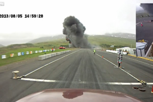 В Интернет попало шокирующее видео авиакатастрофы в Исландии, в которой чудом выжил один из пилотов