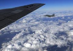 Истребители армии США поднялись в воздух, узнав о полете российских бомбардировщиков над американским островом