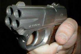 Потасовка с кавказцами в Москве закончилась стрельбой. Ранен молодой человек Потасовка с кавказцами в Москве закончилась стрельбой. Ранен молодой человек