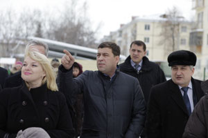 Детские сады, горячая вода и новый путепровод. Евгений Куйвашев «промониторил» Каменск-Уральский