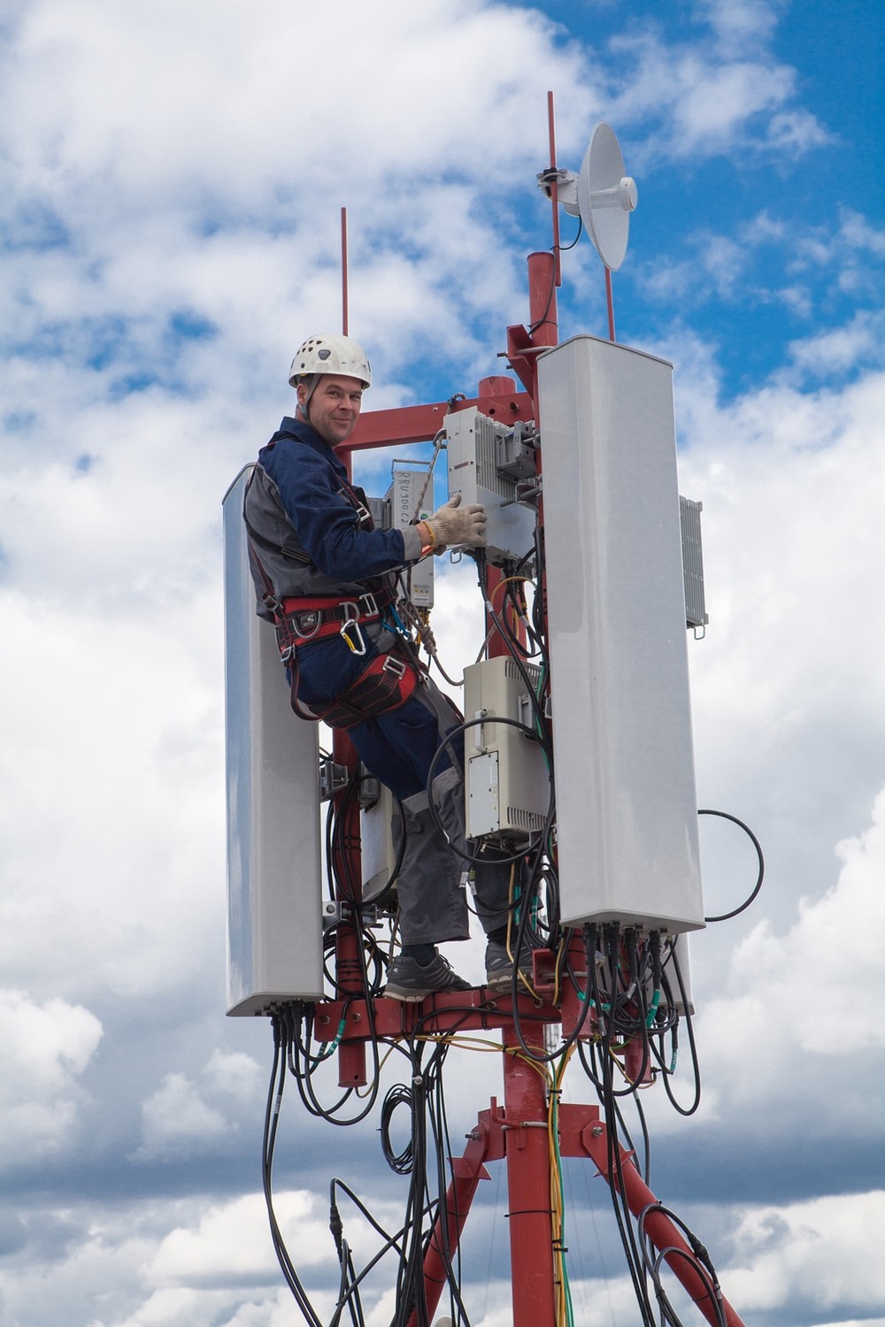 Связисты подготовили трассы к майскому автобуму