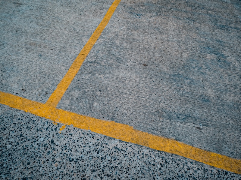 В центре Челябинска нанесли разметку - «вафельницу»