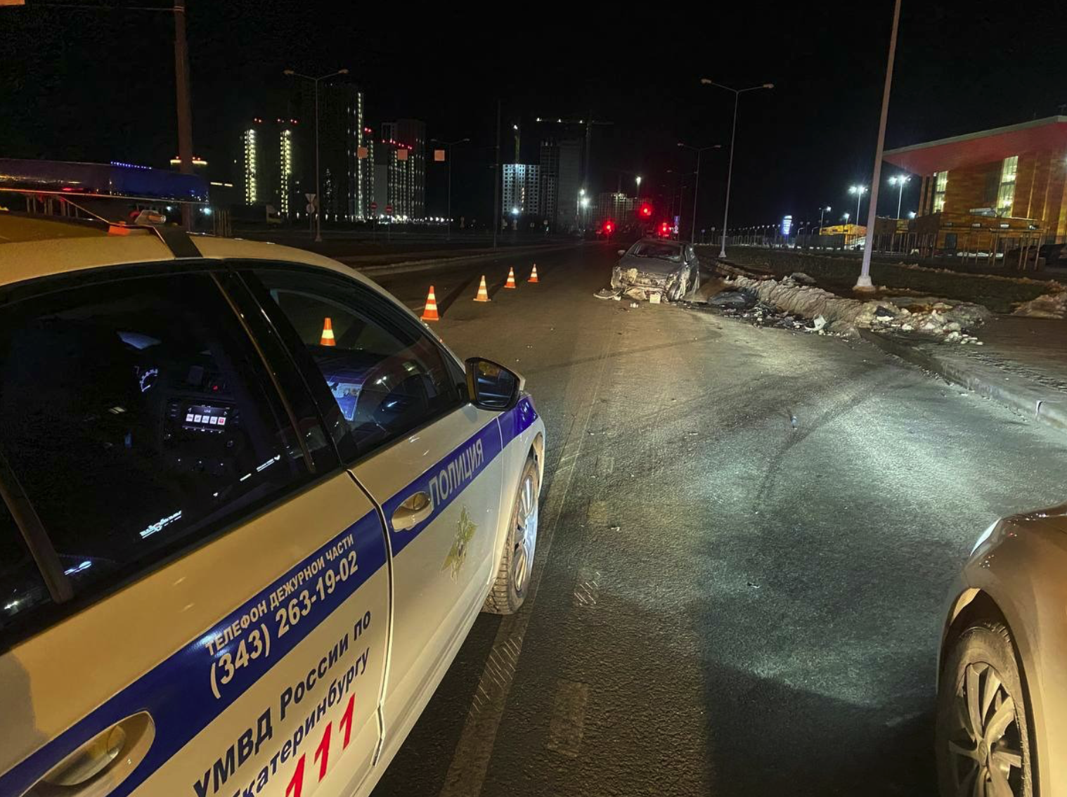 Смертельное ДТП в Екатеринбурге: Водитель Hyundai Solaris погибла при опрокидывании автомобиля