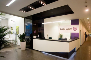 Nokia плюс Alcatel два слабых игрока хотят стать лидером рынка