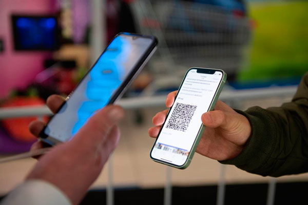 Контрольные группы продолжают проверять, как в Свердловской области организованы COVID-19-free-зоны