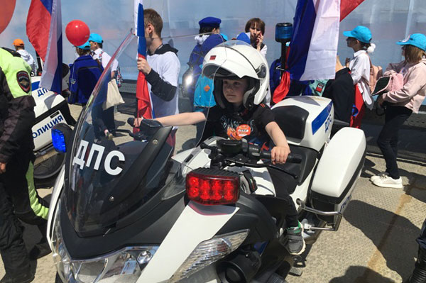 ЮИДовцы Свердловской области стали участниками масштабного флешмоба, приуроченного ко Дню защиты детей