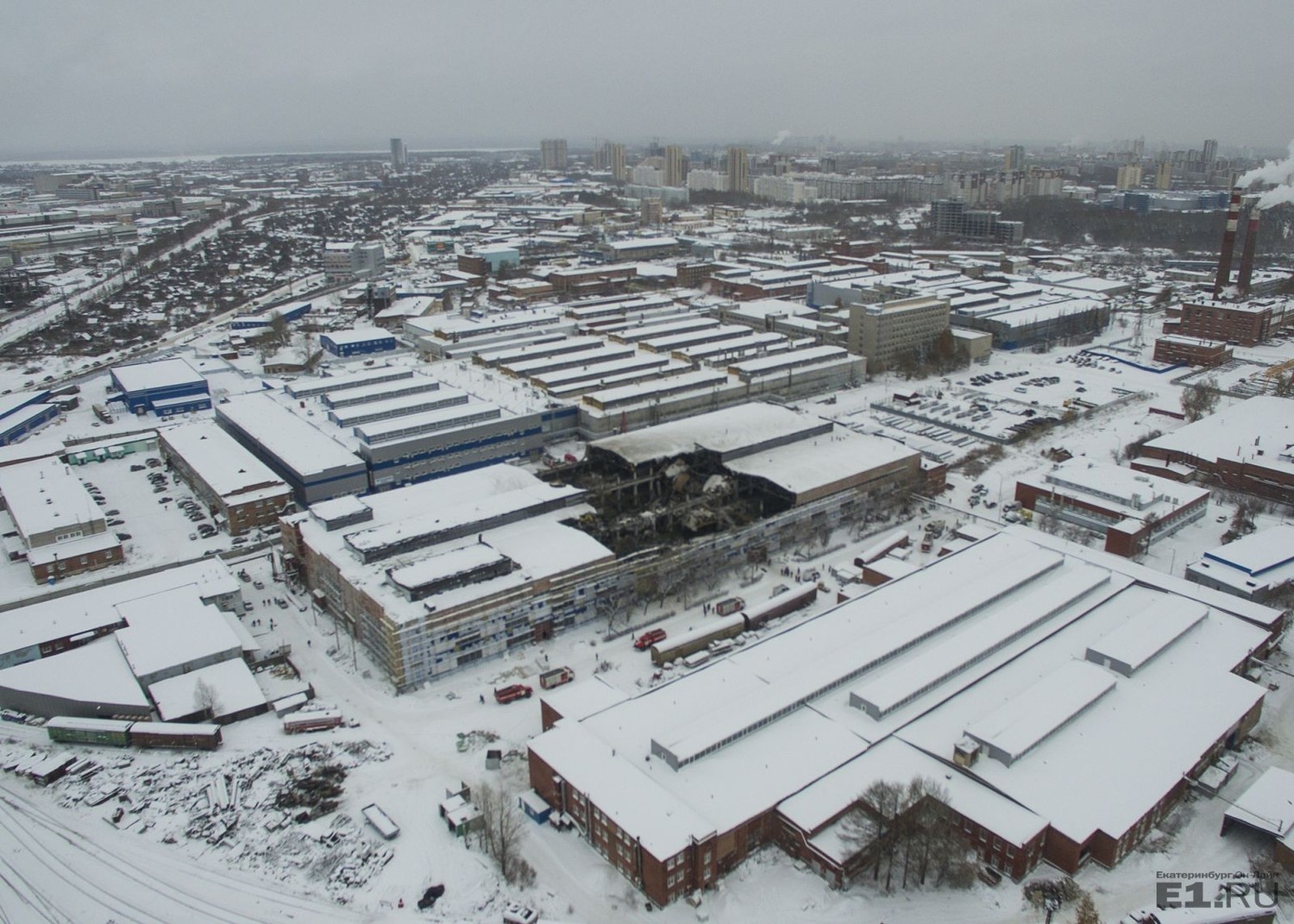 Адвокат фирмы, обвиняемой в трагедии на ЗиКе: компания ремонтировала поверхность крыши, а не перекрытия