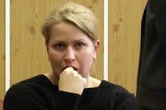 Евгения Васильева устроилась в контору к адвокату Аксаны Пановой Евгения Васильева устроилась в контору к адвокату Аксаны Пановой