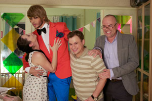 Король гламура снялся в эпизоде ситкома «САШАТАНЯ» на ТНТ