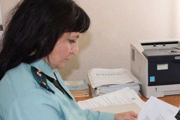 Взыскан моральный вред за драку Взыскан моральный вред за драку