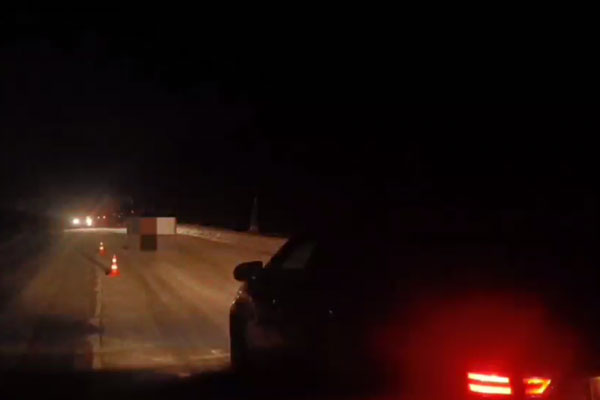 В Свердловской области водители трёх фур насмерть сбили пьяную женщину