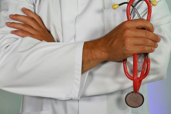 Госдума освободила врачей от уголовной ответственности  | В России декриминализировали работу врачей 