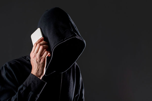 Помощница повара отдала мошенникам 3,7 млн рублей в виде «инвестиций»  | Мошенники выманили у помощницы повара на Урале 3,7 млн рублей 