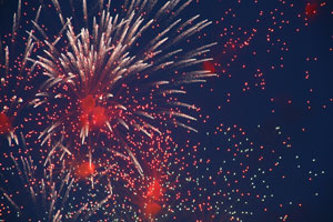 «Асоль», «Вега» и «Фиалка» в День Победы украсят небо Екатеринбурга, Самары и Новосибирска