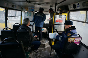 В Екатерибурге сотрудники ГИБДД «проследили» за водителями 08 и 19 автобусного маршрута В Екатерибурге сотрудники ГИБДД «проследили» за водителями 08 и 19 автобусного маршрута