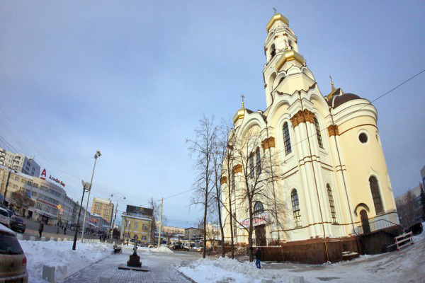 В Екатеринбурге открыли восстановленный Большой Златоуст