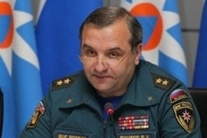 В Екатеринбург прилетел глава МЧС Владимир Пучков