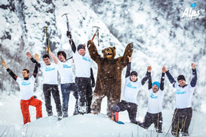 Первое в мире восхождение в Альпы с медведем Первое в мире восхождение в Альпы с медведем
