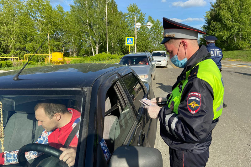 Сотрудники ГИБДД Свердловской области за минувшие выходные задержали 147 нетрезвых водителей Сотрудники ГИБДД Свердловской области за минувшие выходные задержали 147 нетрезвых водителей