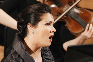 Олимпийский гимн в Сочи исполнит Анна Нетребко