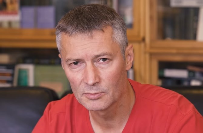 Экс-мэра Екатеринбурга оштрафовали за неуважение к главе МИД России