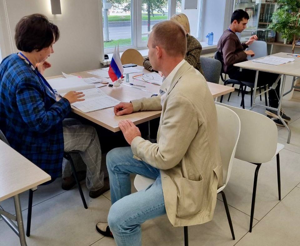 "Единая Россия" получила 54,48% голосов на выборах в челябинское Заксобрание  | Избирком назвал партии, которые прошли в Заксобрание Челябинской области 