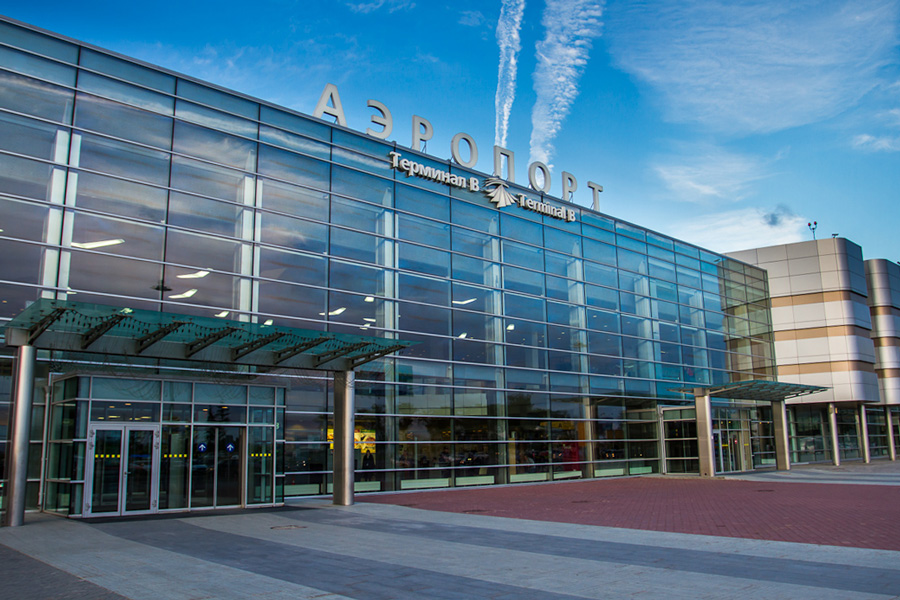 Работа аэропорта Кольцово парализована из-за тумана. Задержаны десятки рейсов