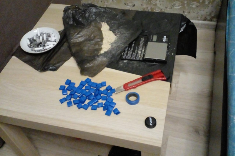 В Кургане полицейские задержали подозреваемого в покушении на сбыт наркотических средств В Кургане полицейские задержали подозреваемого в покушении на сбыт наркотических средств