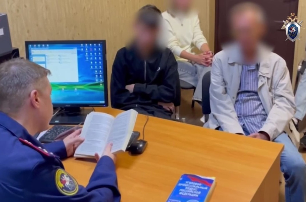 Пятеро свердловчан предстанут перед судом за попытку поджога локомотива  | На Урале пятерых подростков ждёт суд за терроризм 