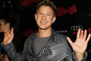 Митя Фомин отмечает 40-летие в Сингапуре