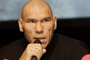 Валуев поможет Поддубному в борьбе с наркоманами Валуев поможет Поддубному в борьбе с наркоманами