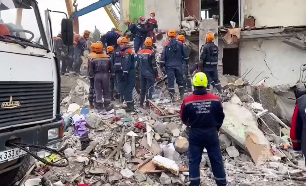 В СКР рассказали о «вещдоке» по делу об обрушении дома в Нижнем Тагиле  | СКР утверждает, что дом в Нижнем Тагиле рухнул из-за износа шланга 