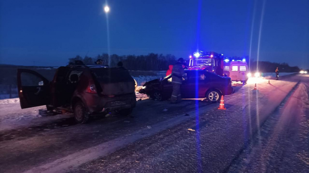 Два человека погибли в ДТП в Челябинской области | В Челябинской области два человека погибли в ДТП 