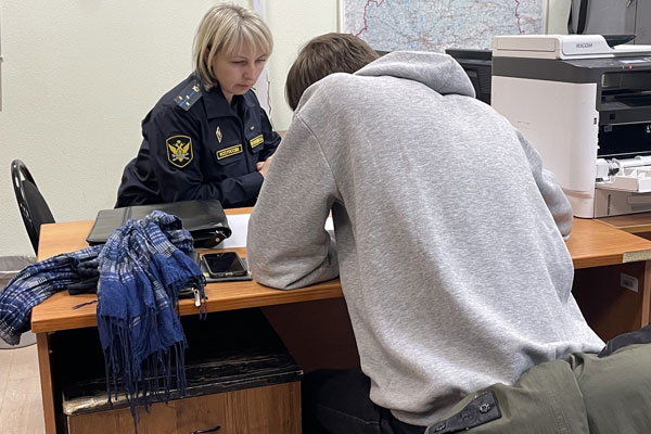 Судебные приставы г. Екатеринбурга разыскали должника по алиментам и принудили его к выплатам