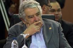 И Уругвай туда же. Президент одобрил однополые браки