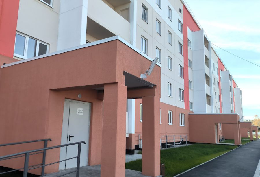 В Первоуральске ещё 114 детей-сирот получили квартиры | Ещё 114 уральцев-сирот обрели жильё В Первоуральске ещё 114 детей-сирот получили квартиры | Ещё 114 уральцев-сирот обрели жильё