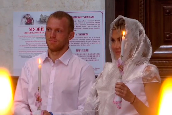 В Храме-на-Крови для венчающихся впервые в России открылся филиал ЗАГСа