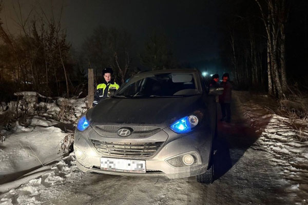 В Екатеринбурге гаишники задержали подозреваемых в попытке сбыта 57 свертков мефедрона