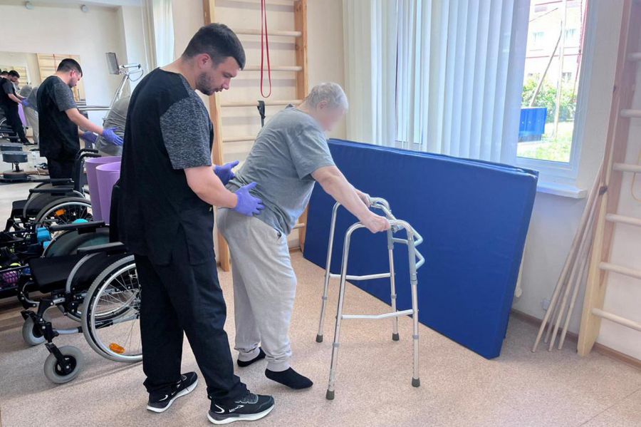 Специалисты Свердловского онкоцентра помогли женщине восстановиться после химиотерапии  | Свердловчанка восстановилась после длительной химиотерапии благодаря врачам 