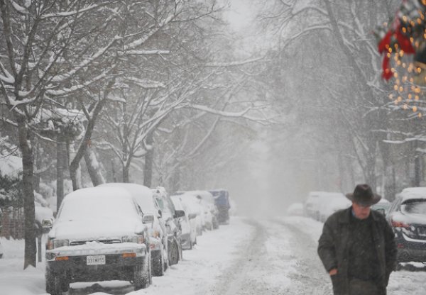 На США надвигается снежная буря. Отменены сотни авиарейсов