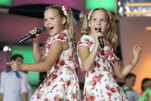 В конкурсе «Евровидение» от России выступят сестры Толмачевы В конкурсе «Евровидение» от России выступят сестры Толмачевы