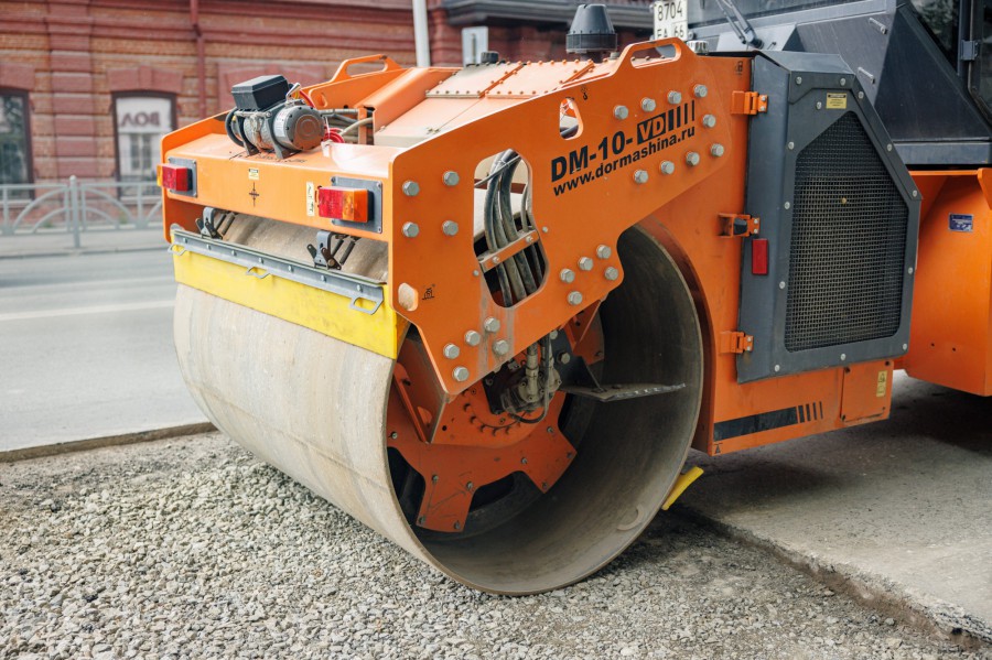 26 километров дорог отремонтируют в Екатеринбурге за год | В Екатеринбурге отремонтируют 26 километров дорог 26 километров дорог отремонтируют в Екатеринбурге за год | В Екатеринбурге отремонтируют 26 километров дорог