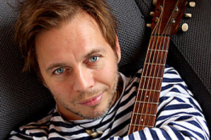 Группа «Мумий Тролль» отменила концерт в Вашингтоне из-за урагана Сэнди Группа «Мумий Тролль» отменила концерт в Вашингтоне из-за урагана Сэнди