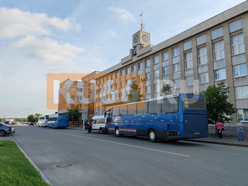 Перевозчиков Екатеринбурга переводят на брутто-контракты | В Екатеринбурге продолжается транспортная реформа