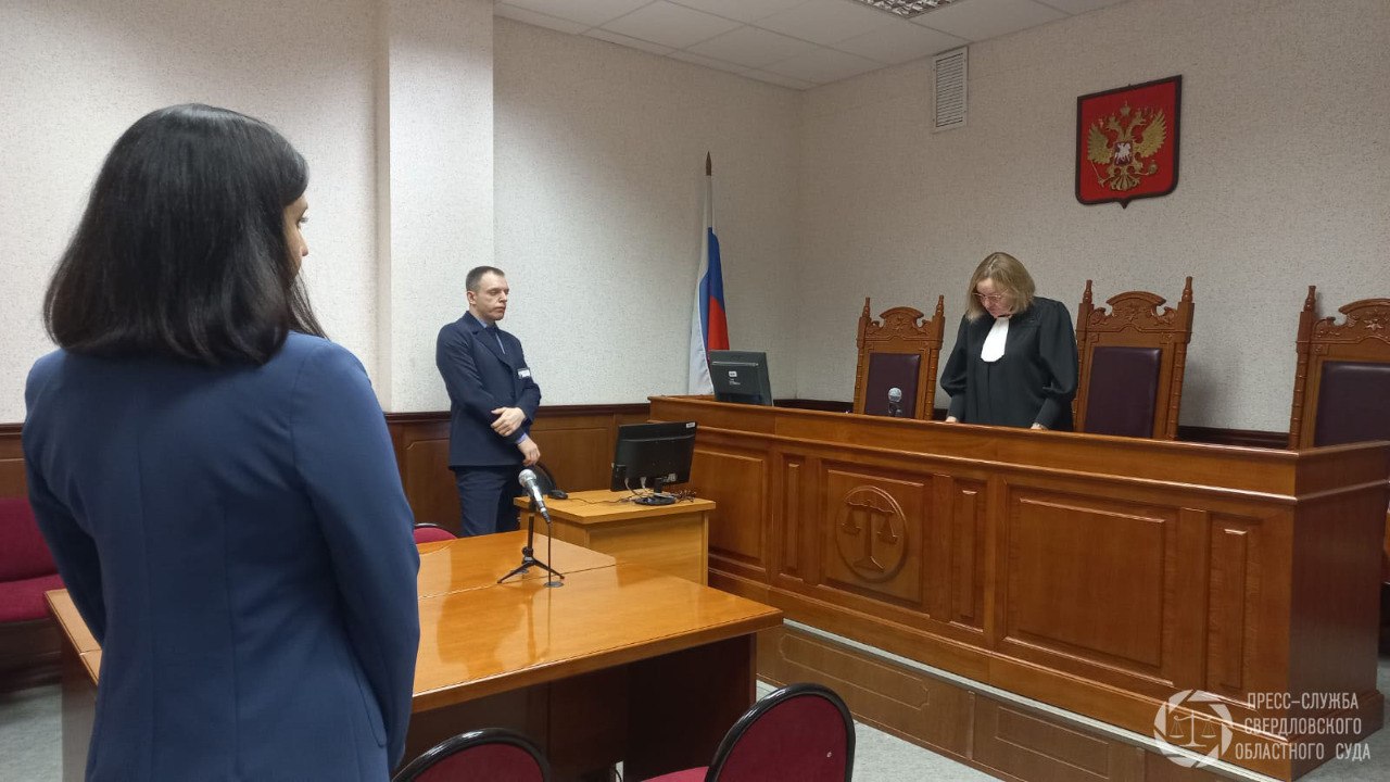 Пристававший к девушкам уралец не сумел выйти из-под ареста | Суд не стал менять наказание уральцу, пристававшему к девушкам