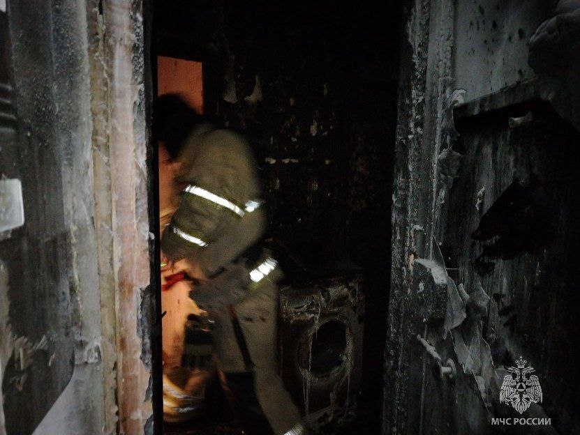 93-летняя жительница Челябинска погибла во время пожара  | В Челябинске 93-летняя женщина погибла при пожаре 