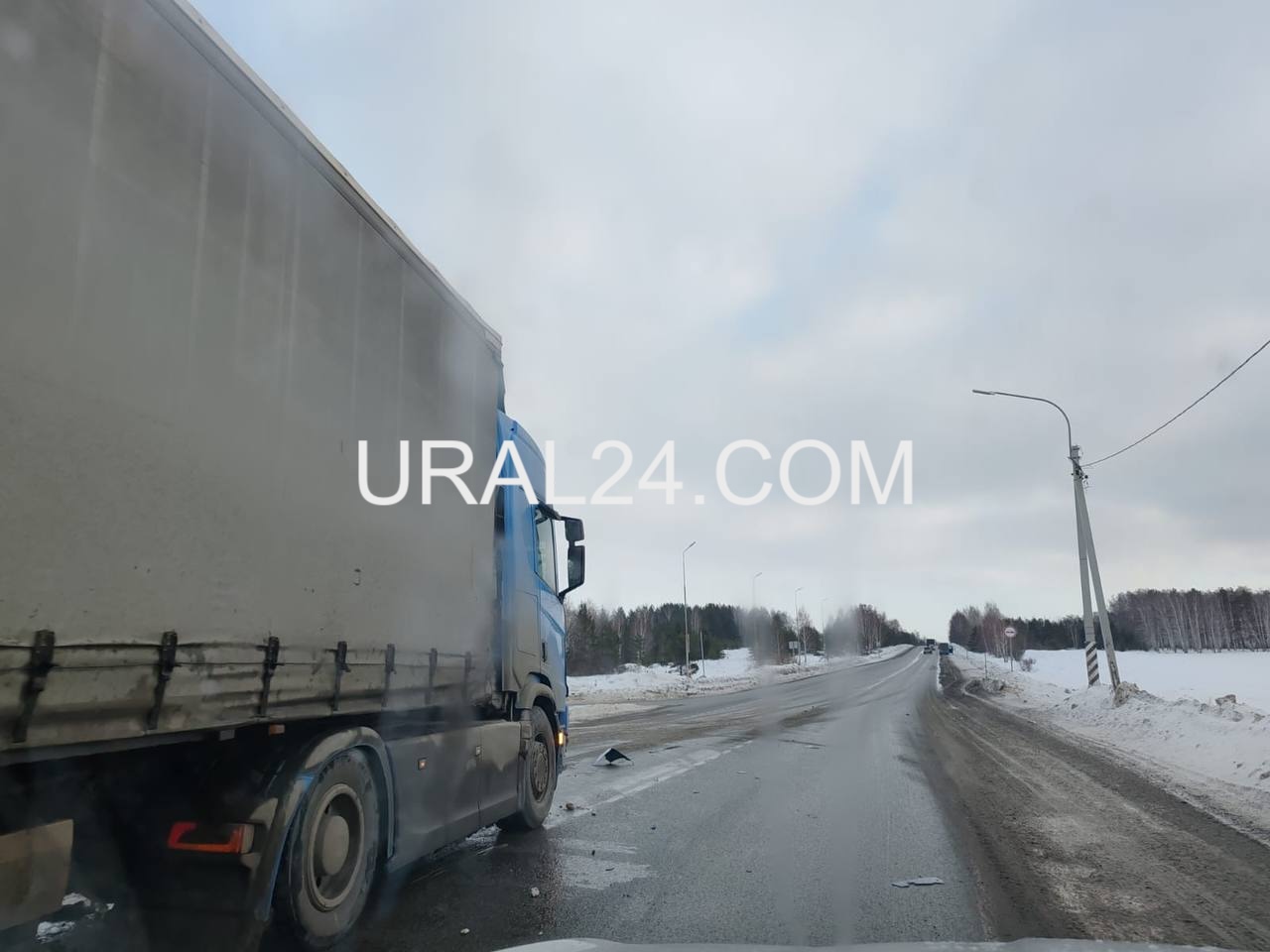 Под Каменском-Уральским в ДТП пострадало два автомобиля Под Каменском-Уральским в ДТП пострадало два автомобиля