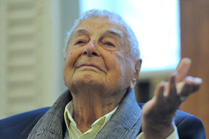 Юрий Любимов отказался возвращаться на Таганку