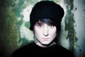 Весну на Урал привезет Земфира