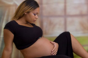 Челябинская акушерка сбежала во время завершившихся смертью ребенка родов на дому